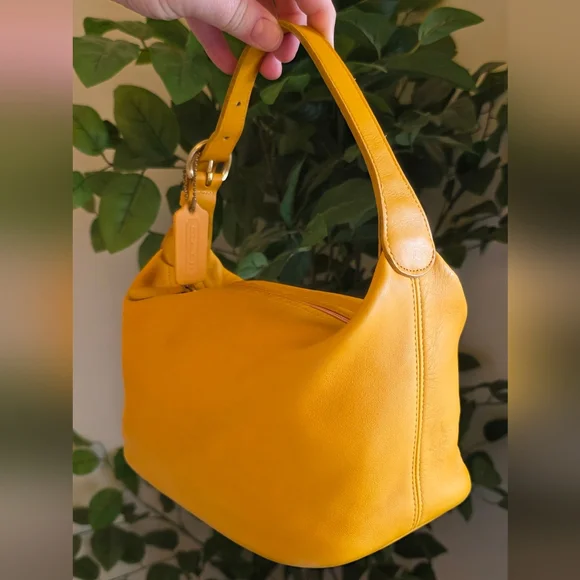 Coach Vintage Soho Mini Hobo Mustard 4145 - Picture 5 of 9
